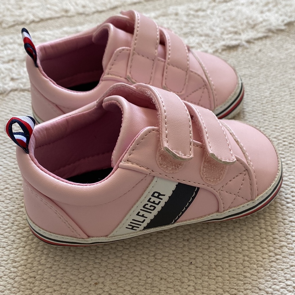 Tommy Hilfiger Baby Shoes - size 4